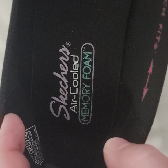 Black Sketchers Flats W/Dust Bag - Picture 3 of 5